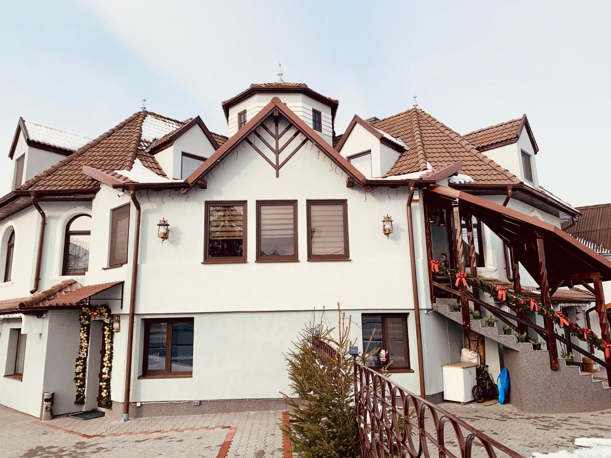 Casa Lazar Bed & Breakfast Toplita  Exterior photo
